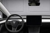 Tesla Model Y Dual Motor  AWD