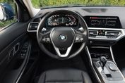 BMW Seria 3 320d xDrive Luxury Line