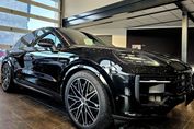 Porsche Cayenne Coupe E-Hybrid Black Edition
