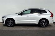 Volvo XC60 B5 B AWD Ultra Dark