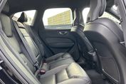 Volvo XC60 B4 D AWD R-Design