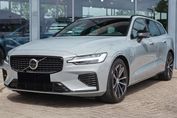 Volvo V60 T6 AWD Plug-In Hybrid Ultra Dark