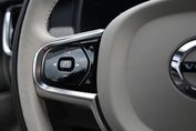 Volvo V90 T6 AWD Plug-In Hybrid Plus Bright