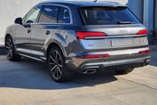 Audi Q7 55 TFSI e quattro S Line