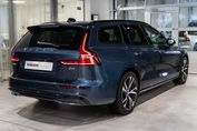 Volvo V60 B4 B Plus Dark
