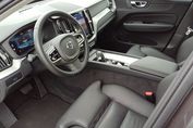Volvo XC60 B5 B AWD Plus Dark