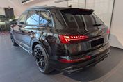 Audi Q7 50 TDI quattro S Line