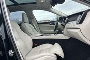 Volvo XC60 T8 Plug-In Hybrid AWD Plus Bright aut