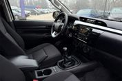 Toyota HiLux Double Cab DLX 4x4
