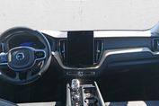Volvo XC60 B5 B AWD Plus Bright aut
