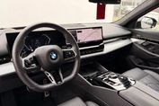 BMW Seria 5 Touring 520d xDrive M Sport