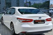Toyota Camry 2.5 Hybrid Executive CVT