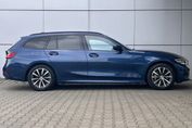 BMW Seria 3 330i xDrive Sport Line aut