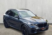 BMW X5 M50i