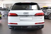 Audi Q7 TDI quattro S Line