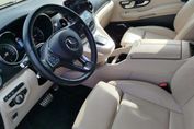 Mercedes V Klasa 300 d 4-Matic 9G-Tronic (długi)