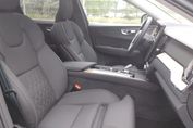Volvo XC60 B5 B AWD Plus Dark