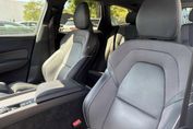 Volvo XC60 B4 B R-Design