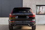 Volvo XC60 B5 AWD Plus Black Edition