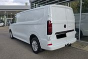 Volkswagen Transporter L2H1 8AT