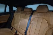 BMW X6 M50i