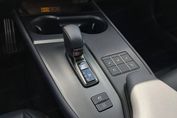 Lexus UX 300h F Sport AWD