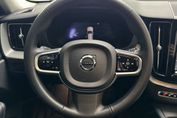 Volvo XC60 B5 B AWD Plus Dark aut