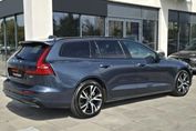 Volvo V60 B4 B Plus Dark