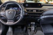 Lexus UX 250h F Impression AWD