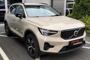 Volvo XC40 B3 B Plus Dark