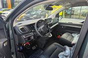 Peugeot Traveller Long L2H1 Business VIP EAT8