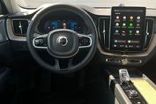 Volvo XC60 B5 B AWD Ultra Dark