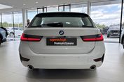 BMW Seria 3 320d Xdrive Advantage