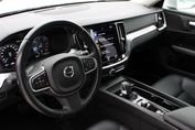 Volvo V60 B4 D Momentum Pro