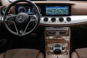 Mercedes Klasa E Kombi 220 d 4MATIC Avantgarde