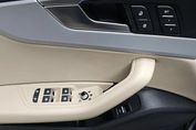 Audi A4 40 TFSI quattro S Line