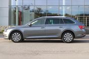 Skoda Superb 2.0 TDI Style DSG