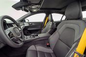 Volvo S60 T8 AWD Plug-In Hybrid Polestar Engineered