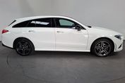 Mercedes CLA Shooting Brake 250 e AMG Line