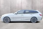 BMW Seria 3 Touring 330d xDrive M Sport