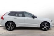 Volvo XC60 B5 B AWD Ultra Dark