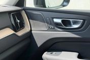 Volvo XC60 B5 B AWD Plus Dark