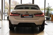 BMW Seria 3 330i xDrive M Sport