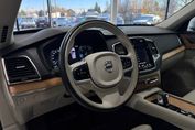 Volvo XC90 D5 AWD Momentum Pro 7os