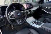 BMW Seria 3 320d xDrive M Sport sport-aut