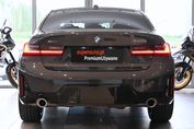 BMW Seria 3 330i xDrive M Sport sport-aut