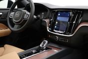 Volvo V60 B4 B Plus Dark
