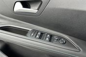 Peugeot 3008 Allure Pack 1.6 Hybrid e-EAT8