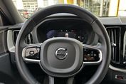 Volvo XC60 B4 D AWD Plus Dark