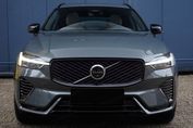 Volvo XC60 B5 AWD Ultra Dark